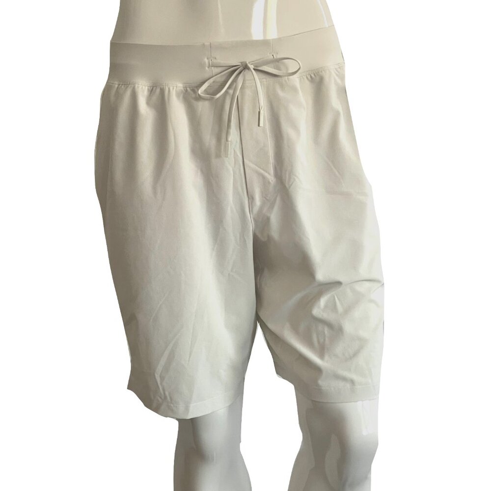 NEW***   T.H.E. Short 9* Linerless